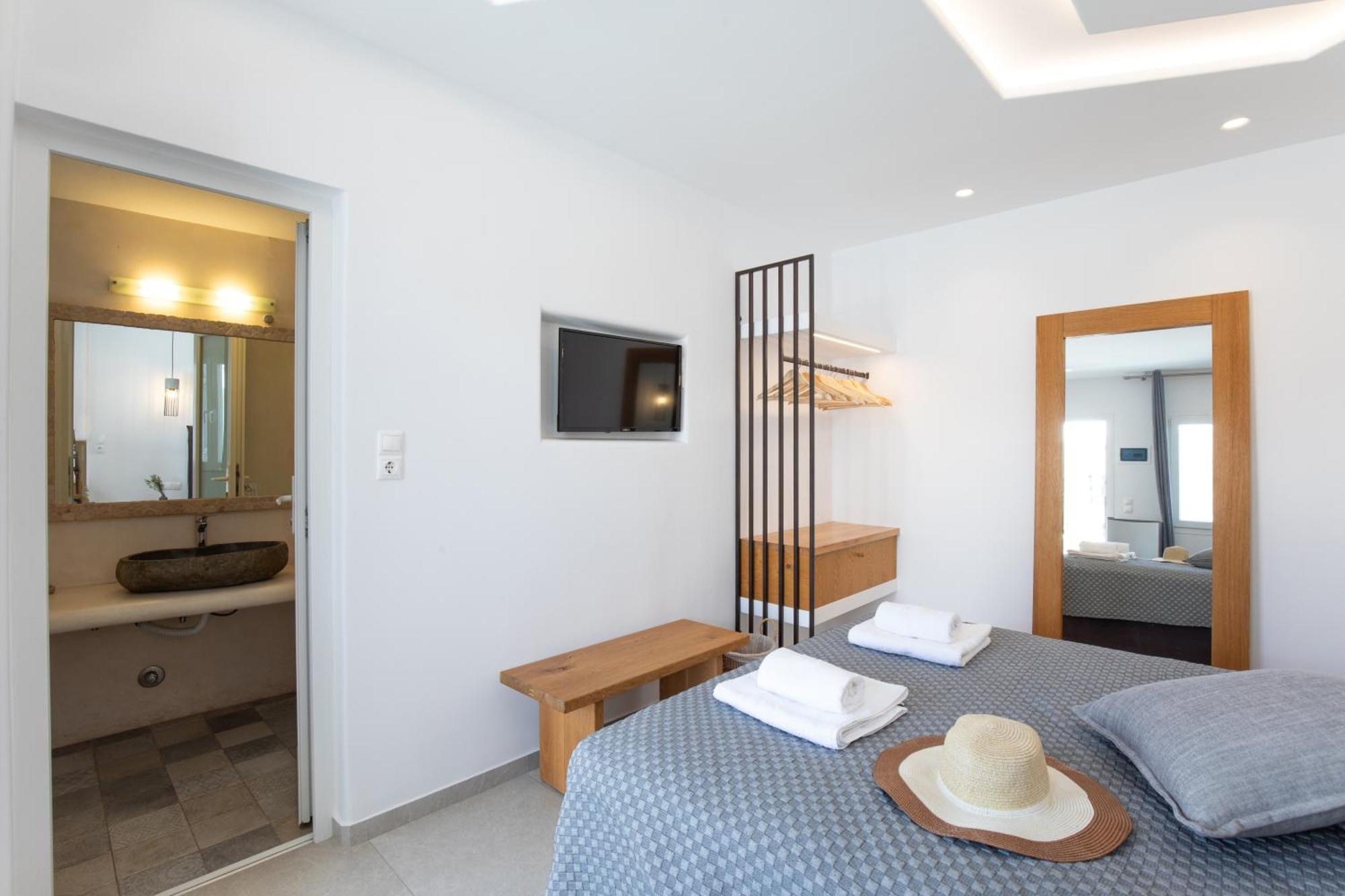 Agia Anna Beachfront Boutique Paraga  Exterior photo